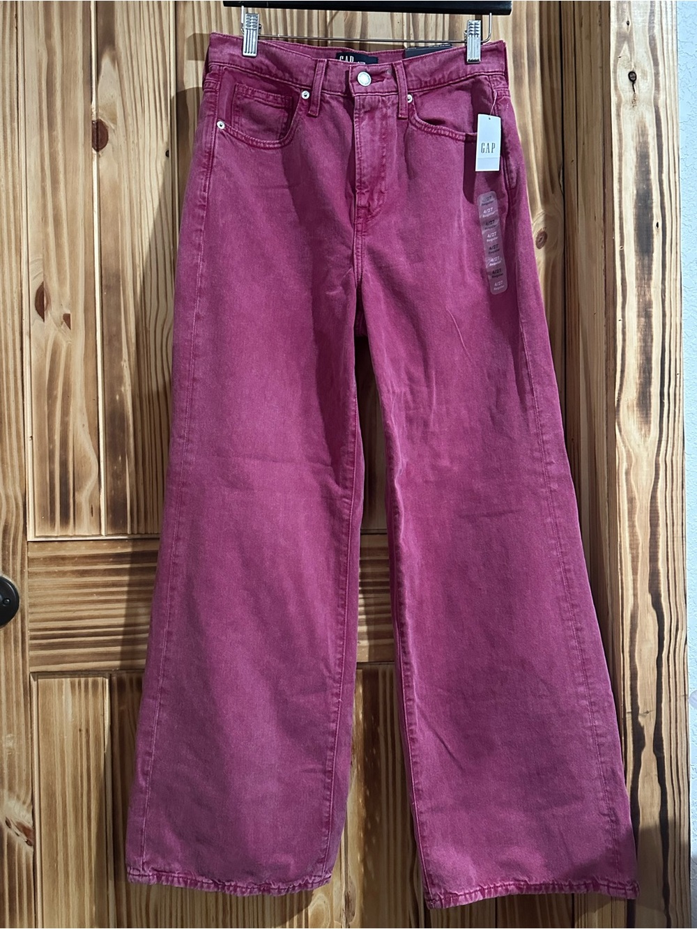 ❗️NEW GAP Wide Leg High Rise Jeans in Raspberry Pink nwt size 4 / 27